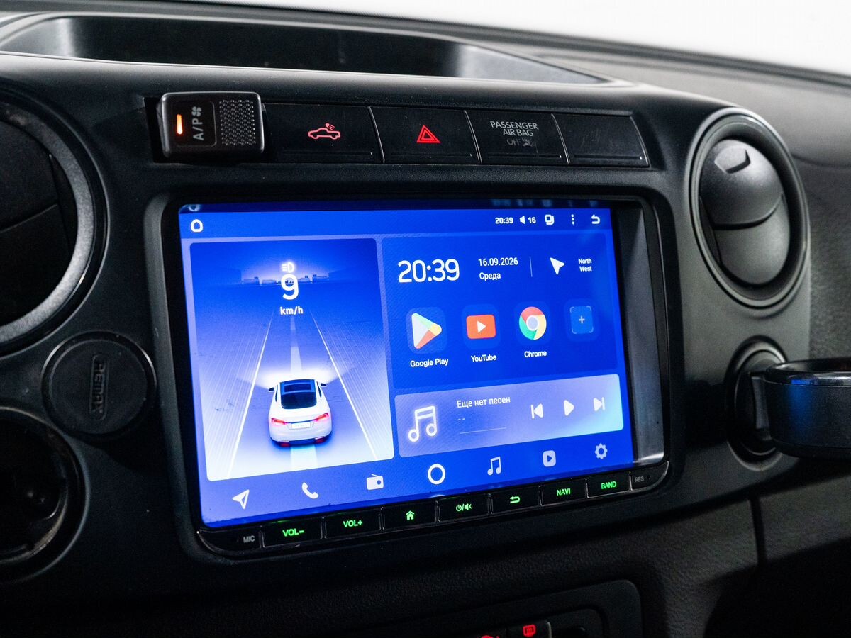 Volkswagen Amarok 2012 - фото автомобиля