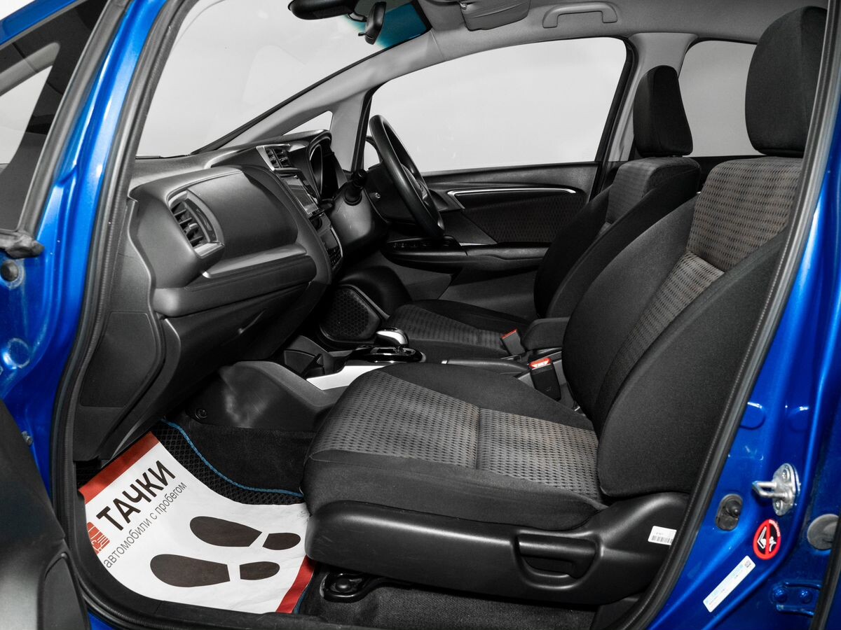 Honda Fit 2018 - фото автомобиля
