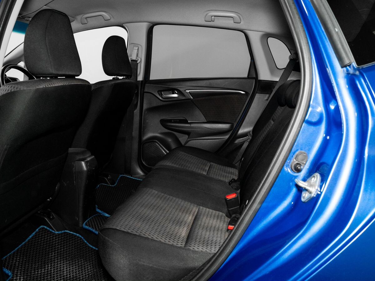 Honda Fit 2018 - фото автомобиля