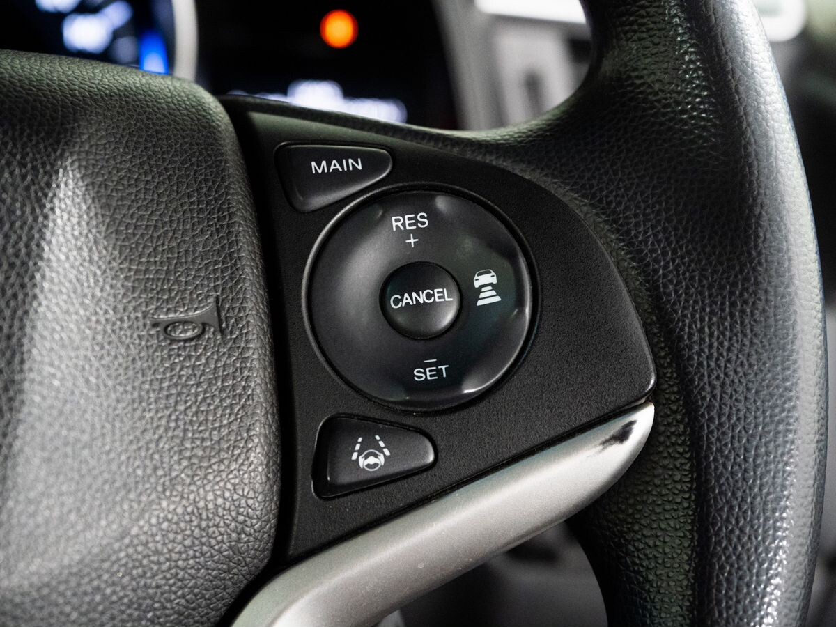 Honda Fit 2018 - фото автомобиля