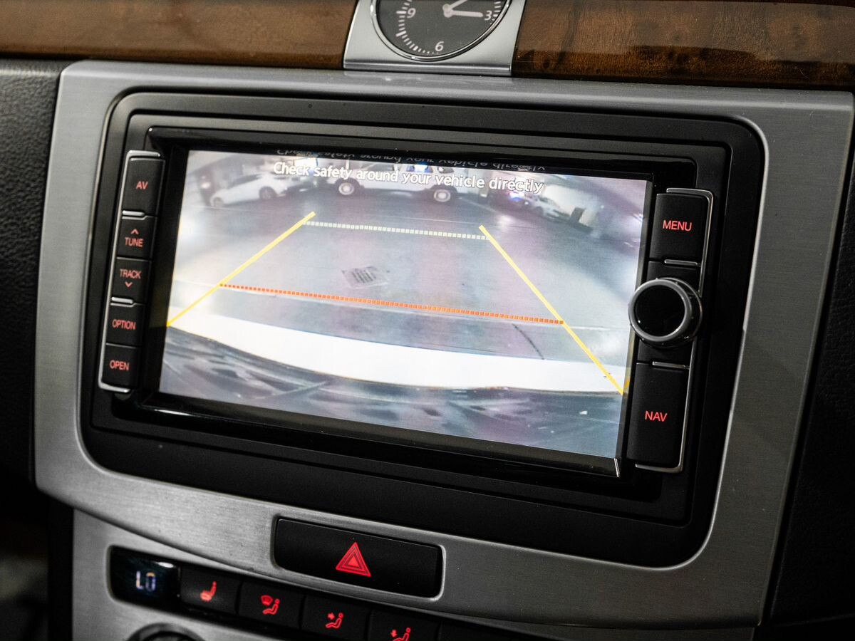 Volkswagen Passat 2013 - фото автомобиля