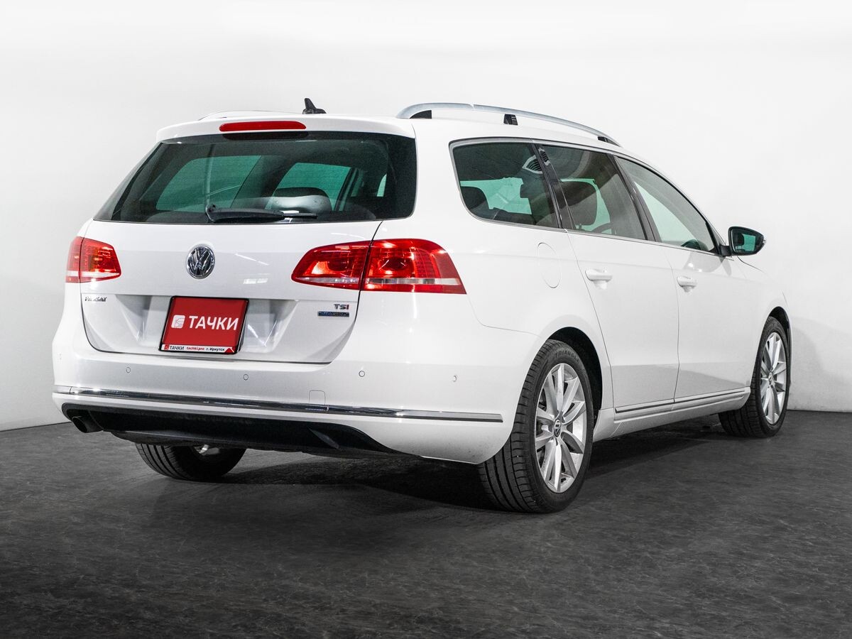 Volkswagen Passat 2013 - фото автомобиля