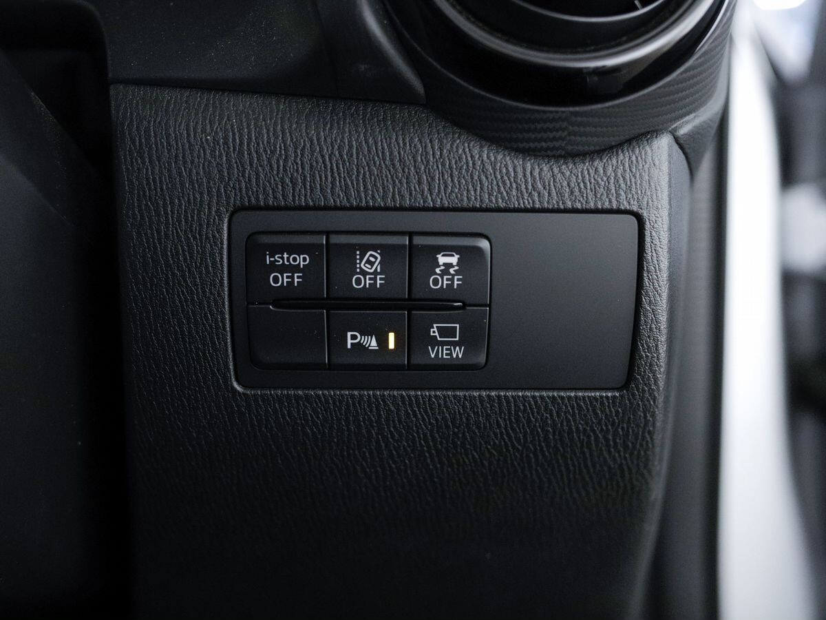 Mazda Mazda2 2022 - фото автомобиля