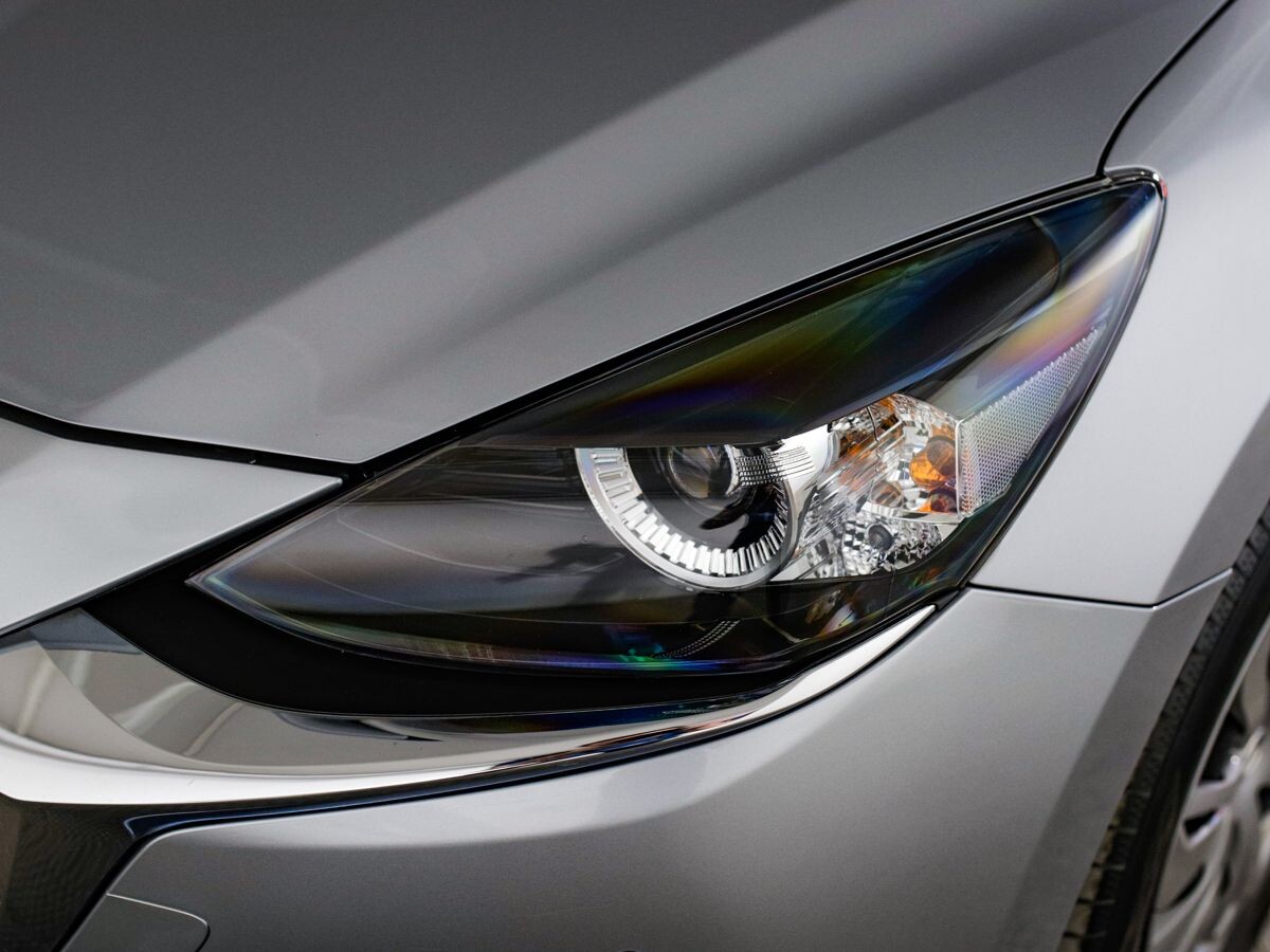 Mazda Mazda2 2022 - фото автомобиля