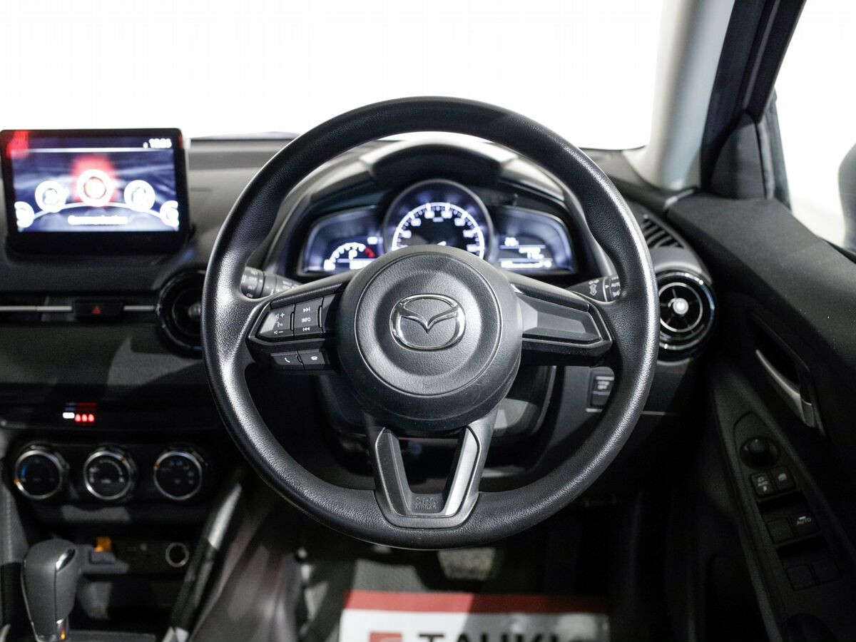 Mazda Mazda2 2022 - фото автомобиля