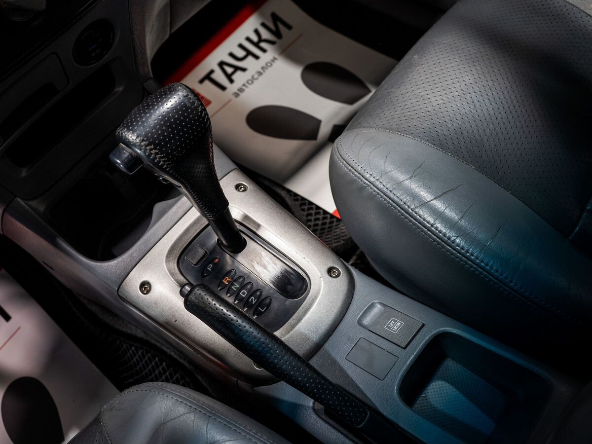 Toyota RAV4 2001 - фото автомобиля