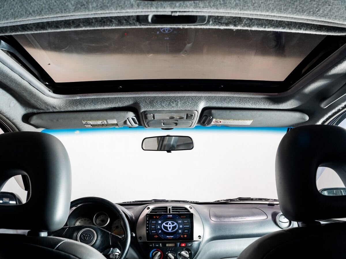 Toyota RAV4 2001 - фото автомобиля
