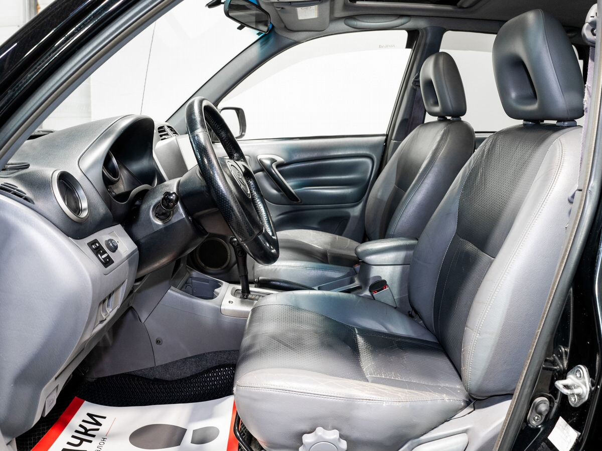 Toyota RAV4 2001 - фото автомобиля