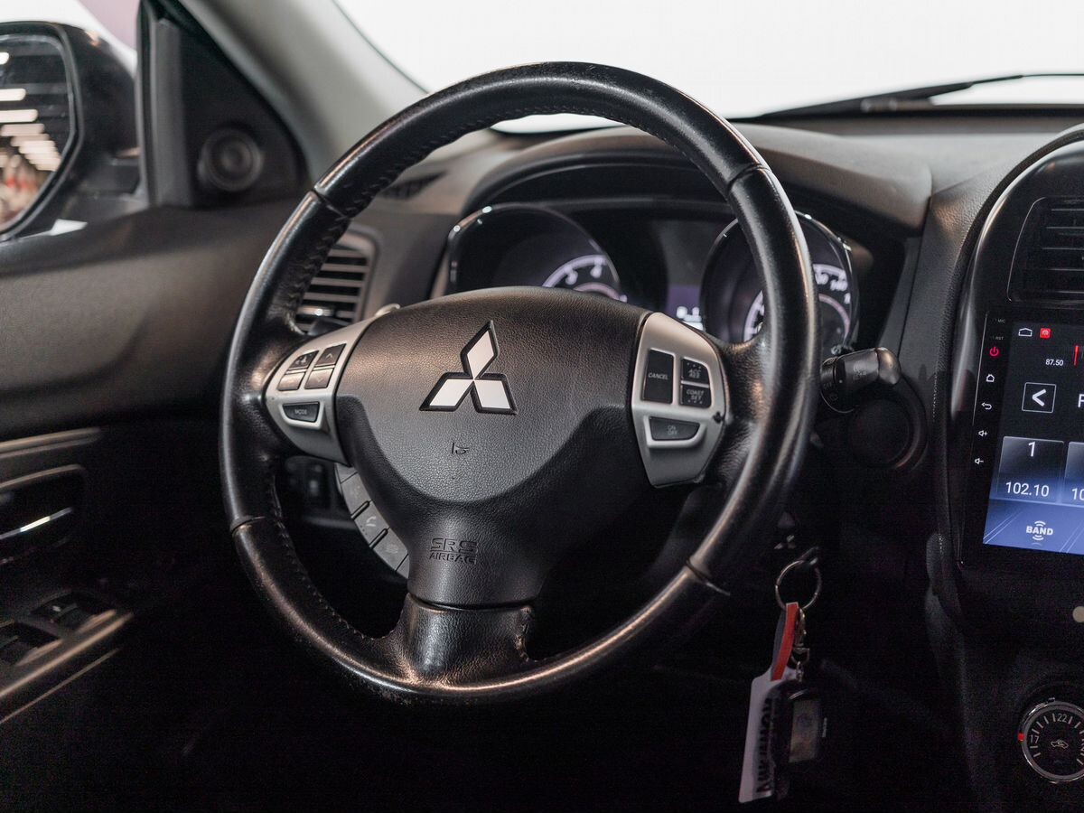 Mitsubishi ASX 2012 - фото автомобиля