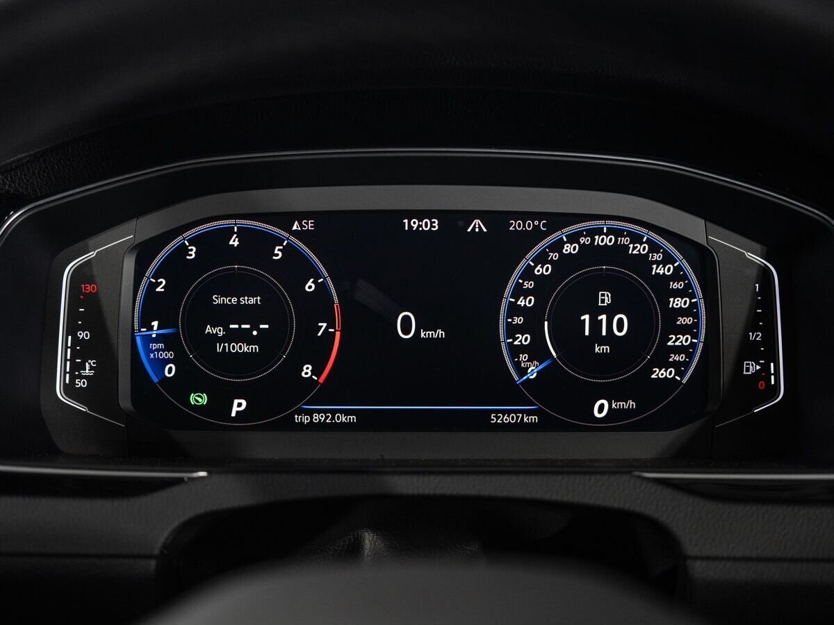 Volkswagen Passat 2021 - фото автомобиля