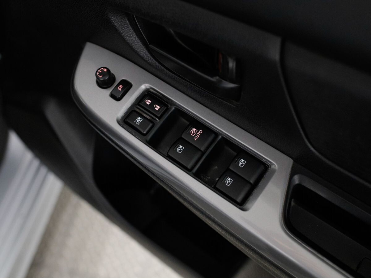 Subaru Impreza 2016 - фото автомобиля