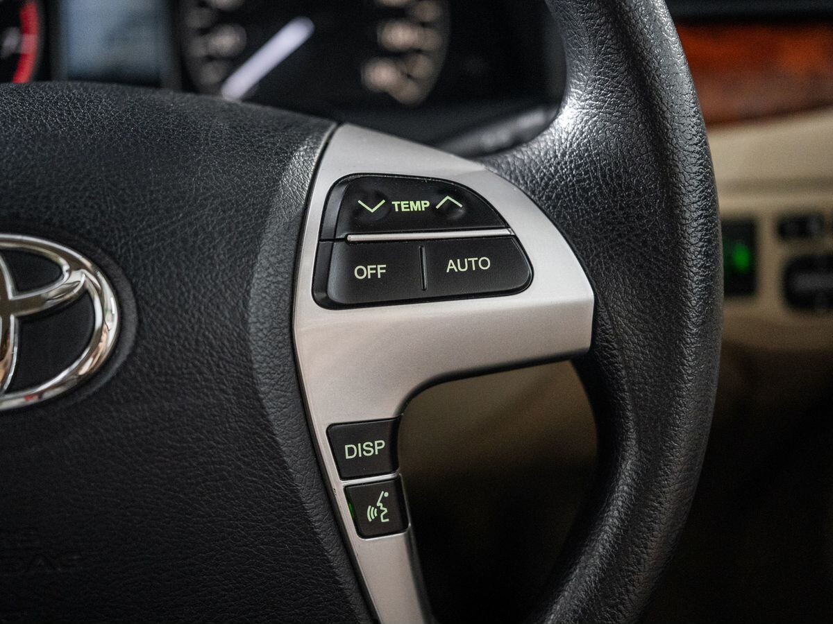 Toyota Premio 2014 - фото автомобиля