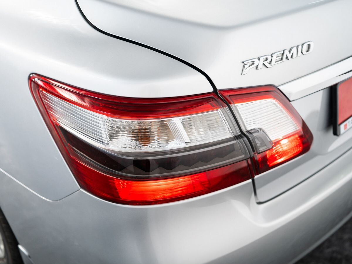 Toyota Premio 2014 - фото автомобиля