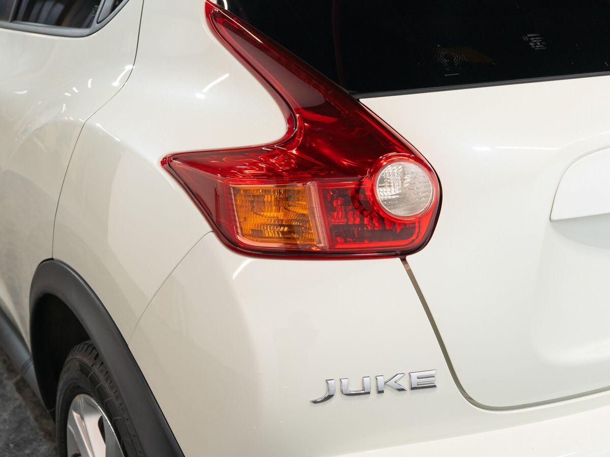Nissan Juke 2012 - фото автомобиля