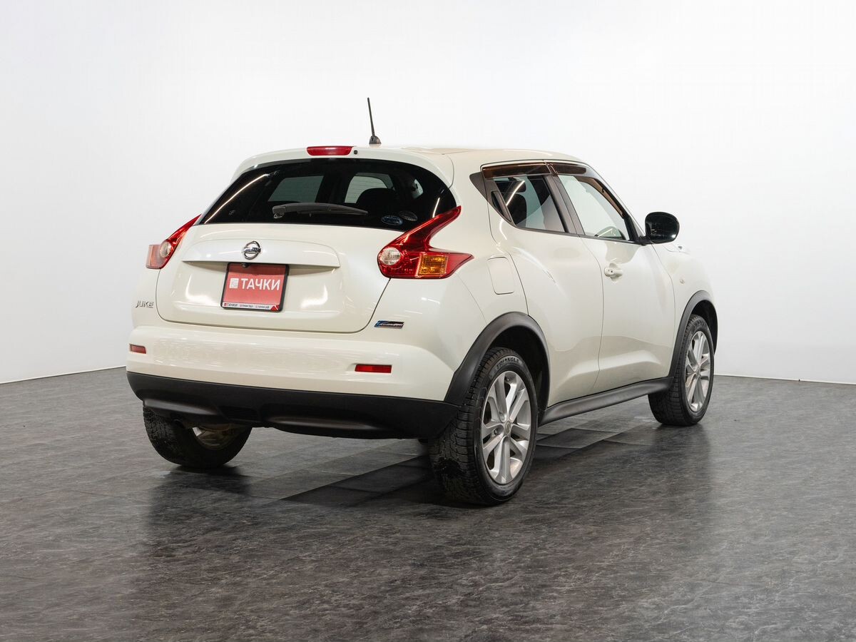 Nissan Juke 2012 - фото автомобиля