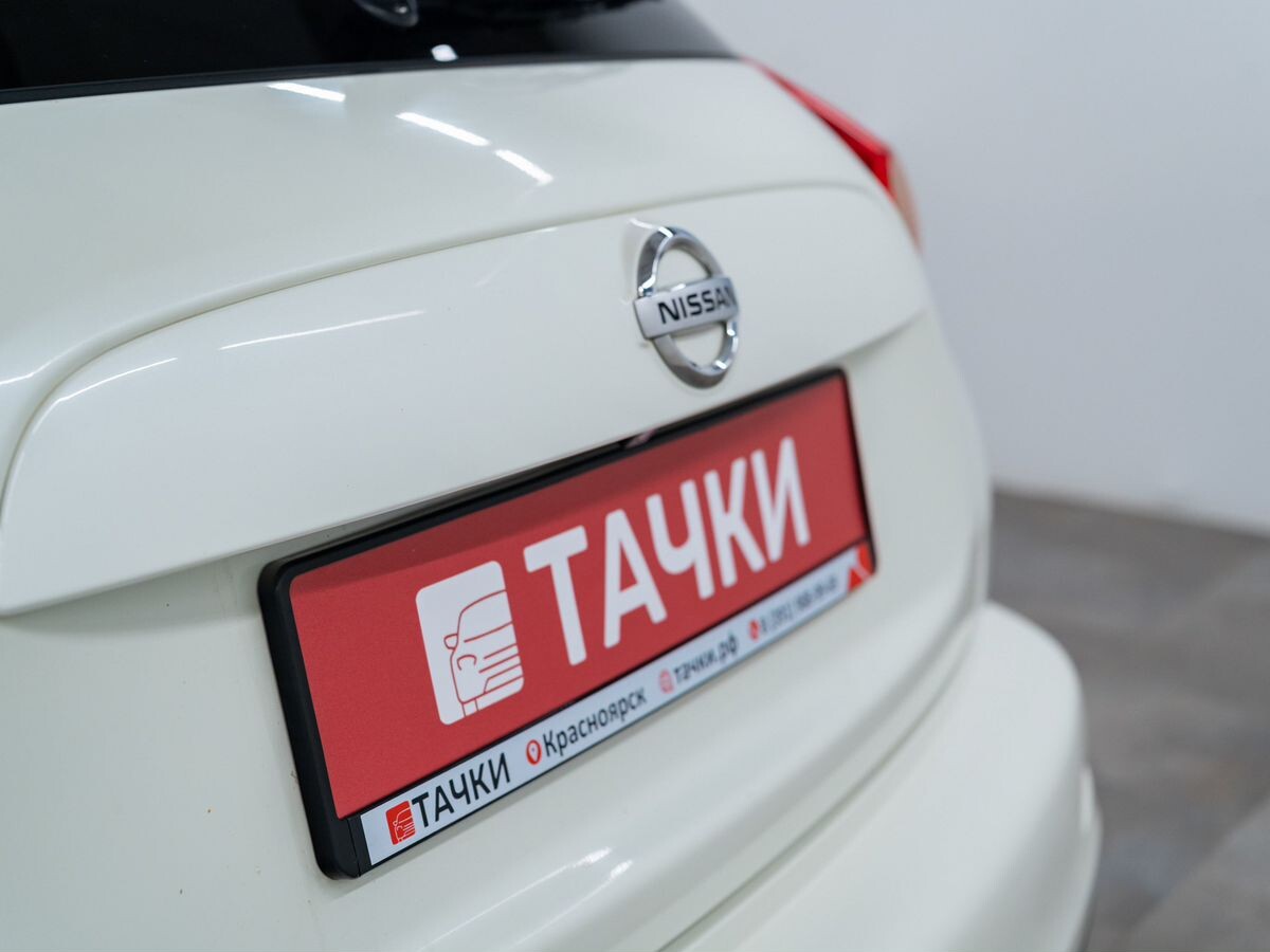 Nissan Juke 2011 - фото автомобиля