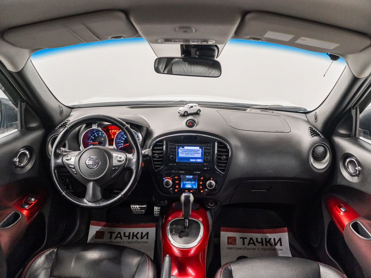 Nissan Juke 2011 - фото автомобиля