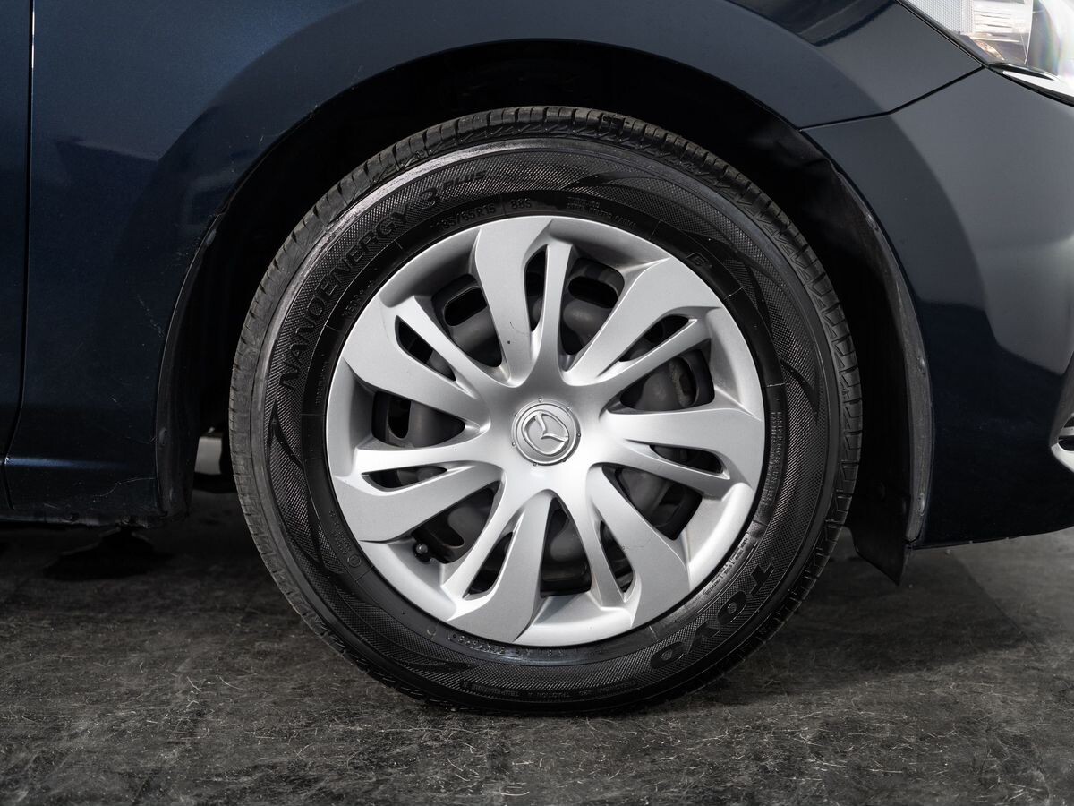 Mazda Mazda2 2021 - фото автомобиля