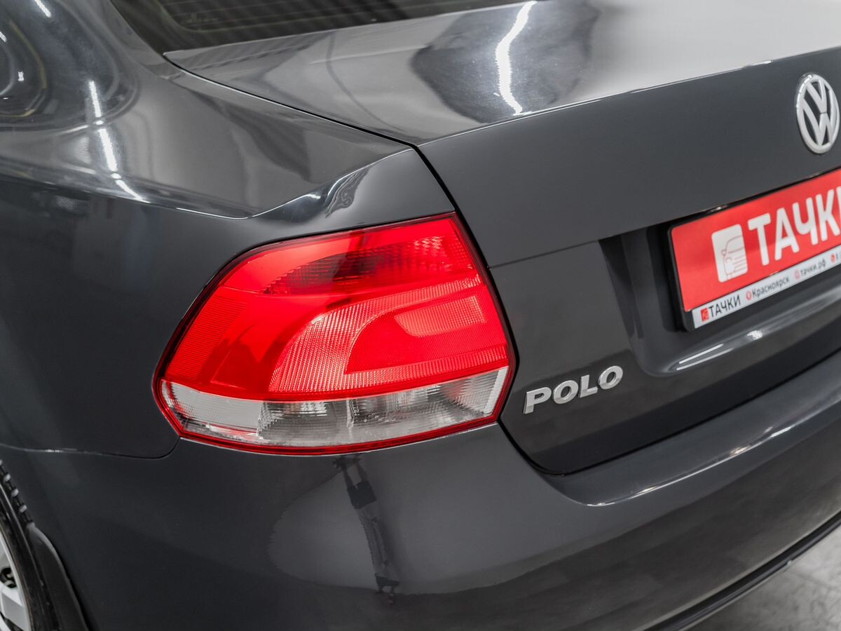 Volkswagen Polo 2012 - фото автомобиля