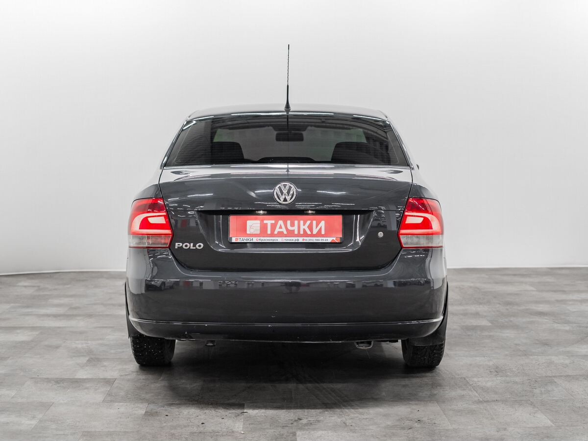 Volkswagen Polo 2012 - фото автомобиля