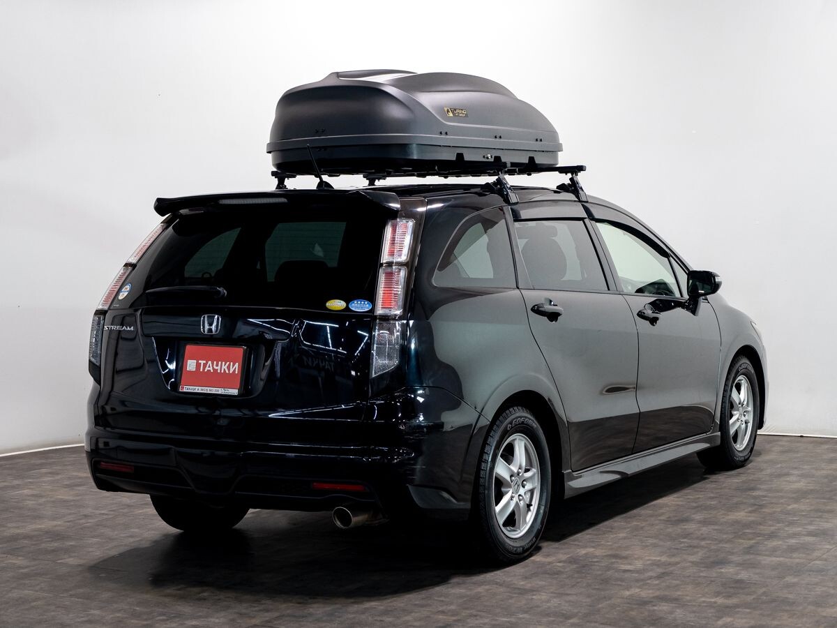 Honda Stream 2011 - фото автомобиля