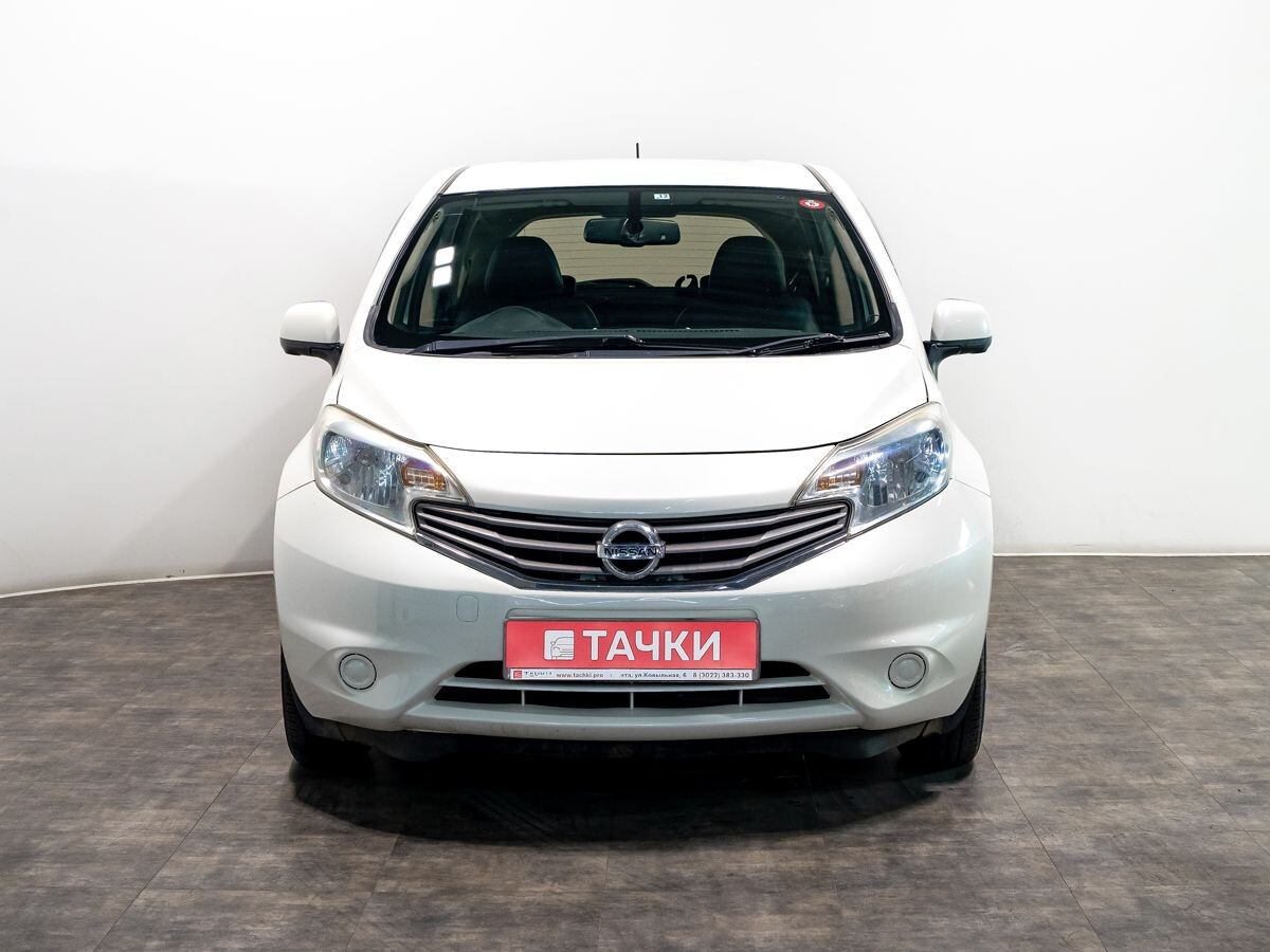 Nissan Note 2013 - фото автомобиля