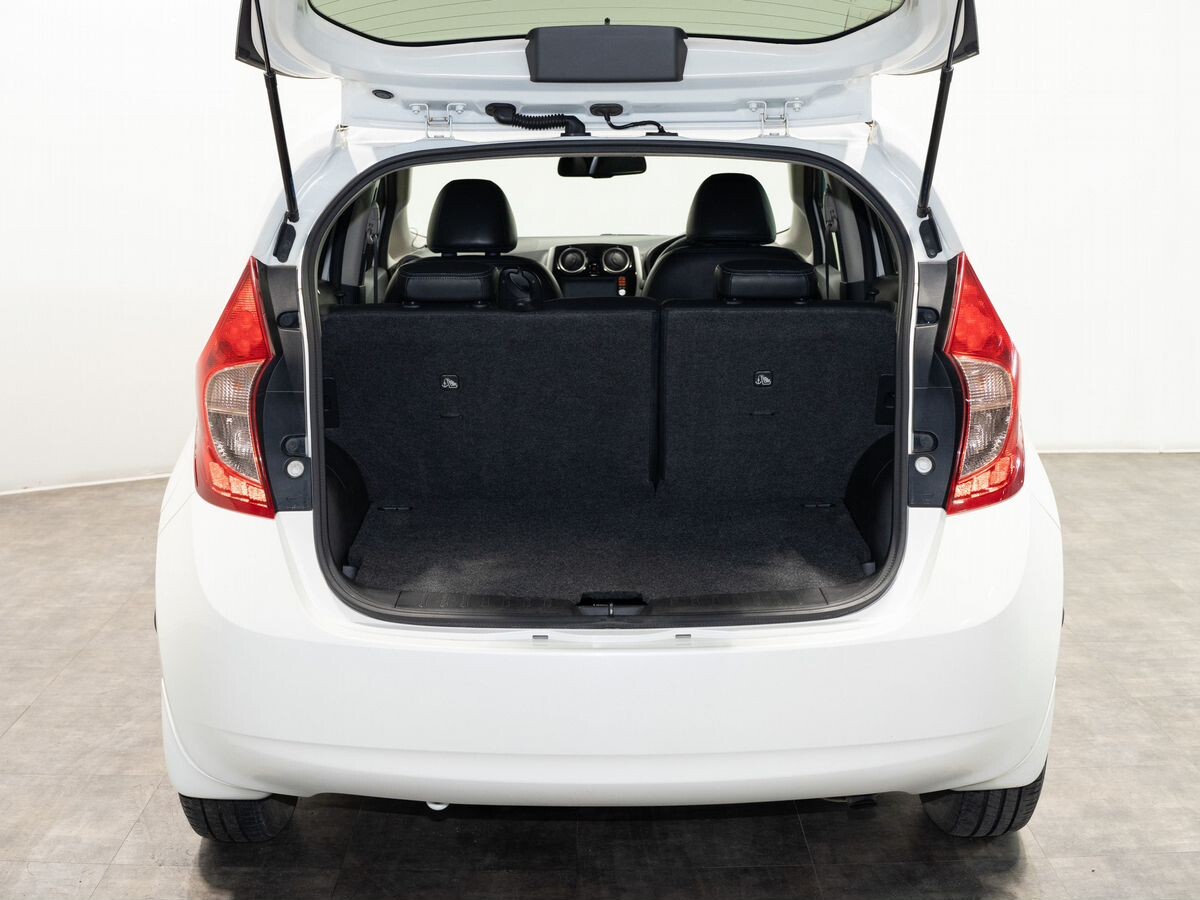 Nissan Note 2013 - фото автомобиля