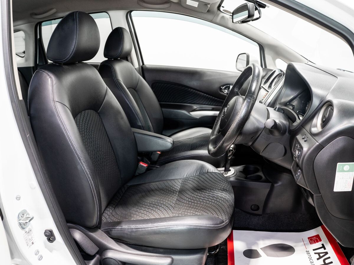 Nissan Note 2013 - фото автомобиля