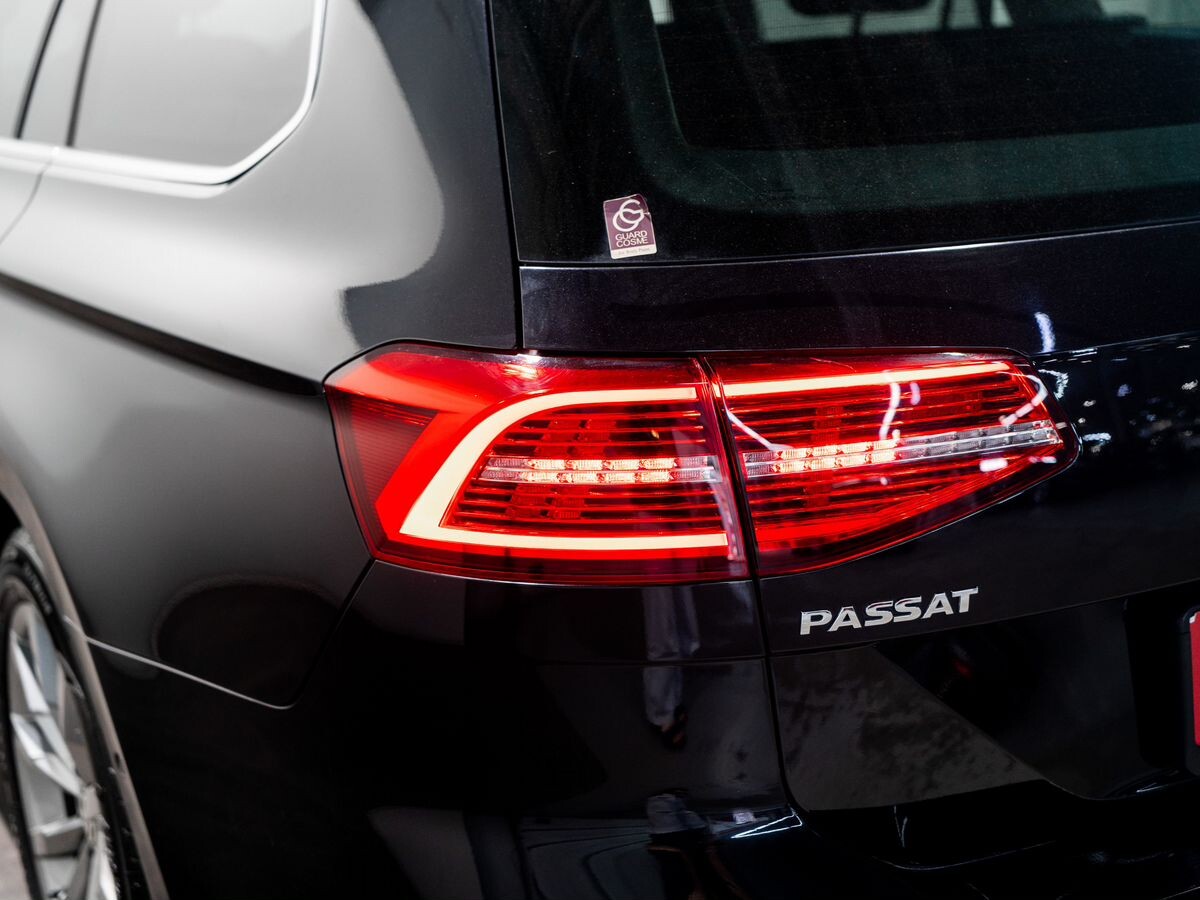 Volkswagen Passat 2017 - фото автомобиля