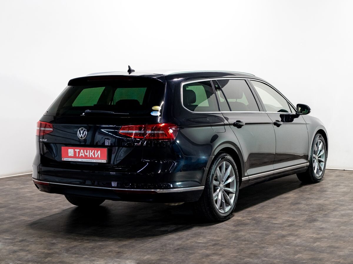 Volkswagen Passat 2017 - фото автомобиля
