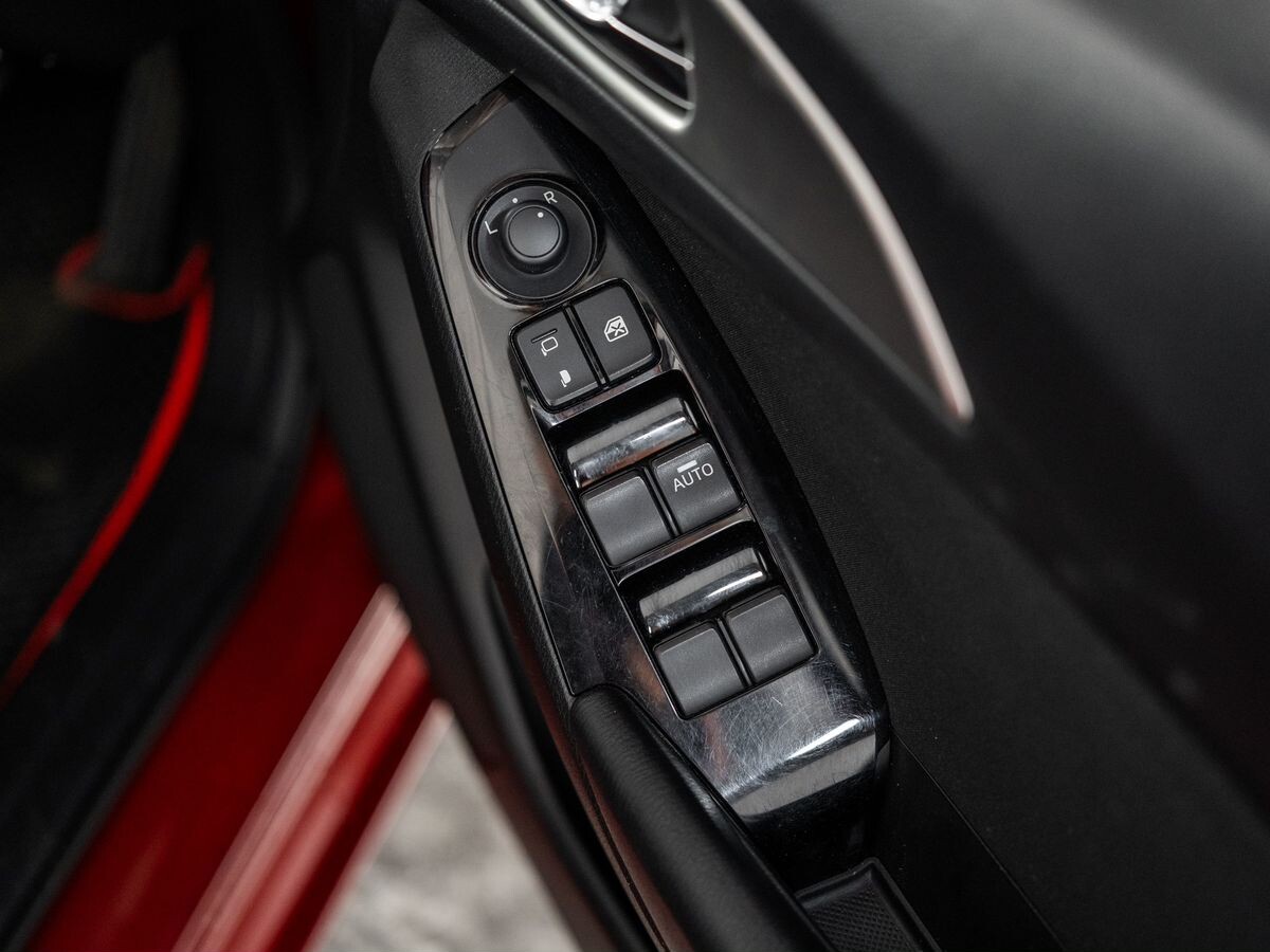 Mazda Axela 2017 - фото автомобиля