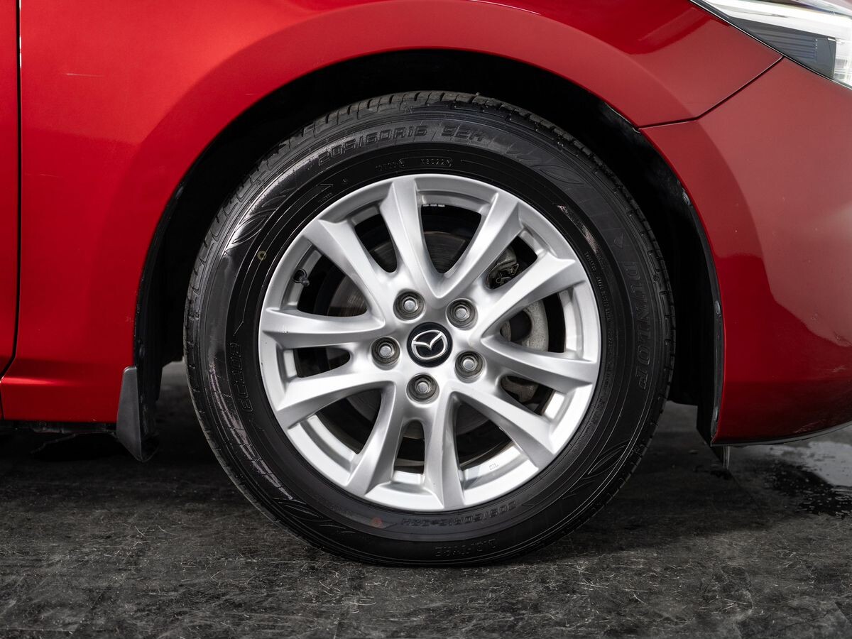 Mazda Axela 2017 - фото автомобиля