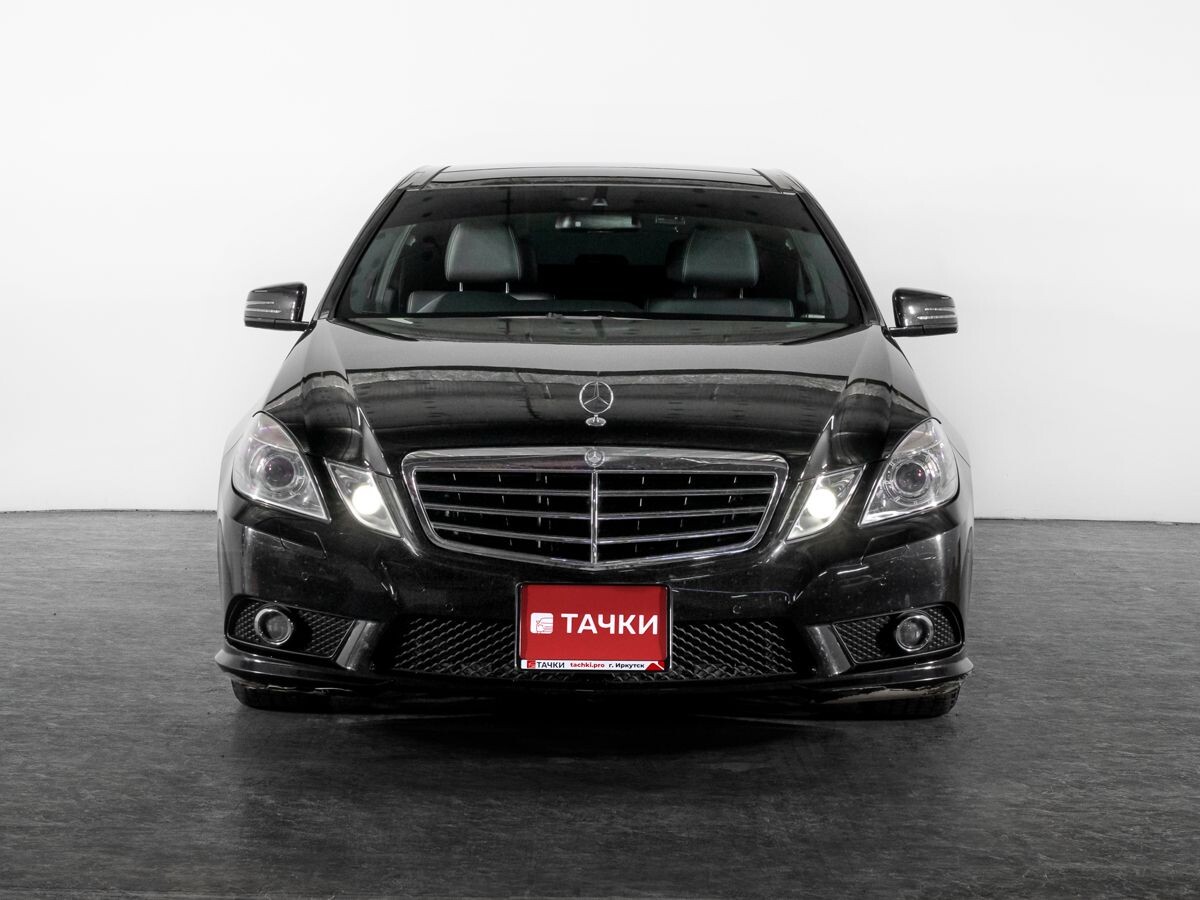 Mercedes-Benz E-Class 2010 - фото автомобиля