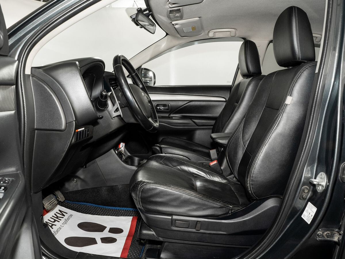 Mitsubishi Outlander 2013 - фото автомобиля