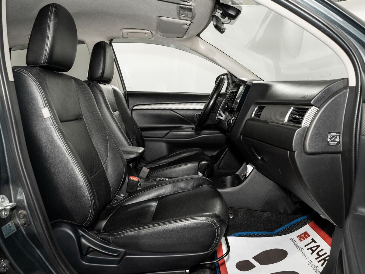 Mitsubishi Outlander 2013 - фото автомобиля