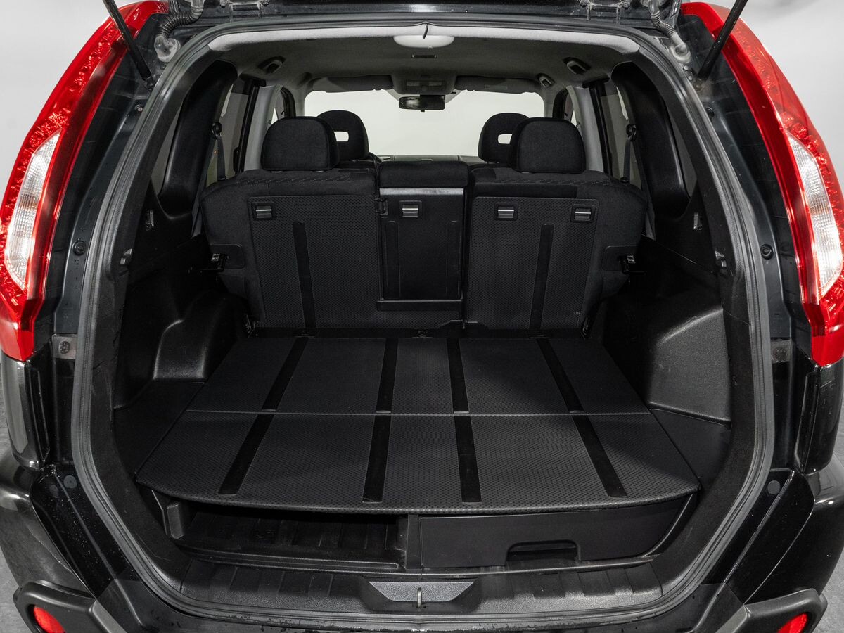 Nissan X-Trail 2011 - фото автомобиля