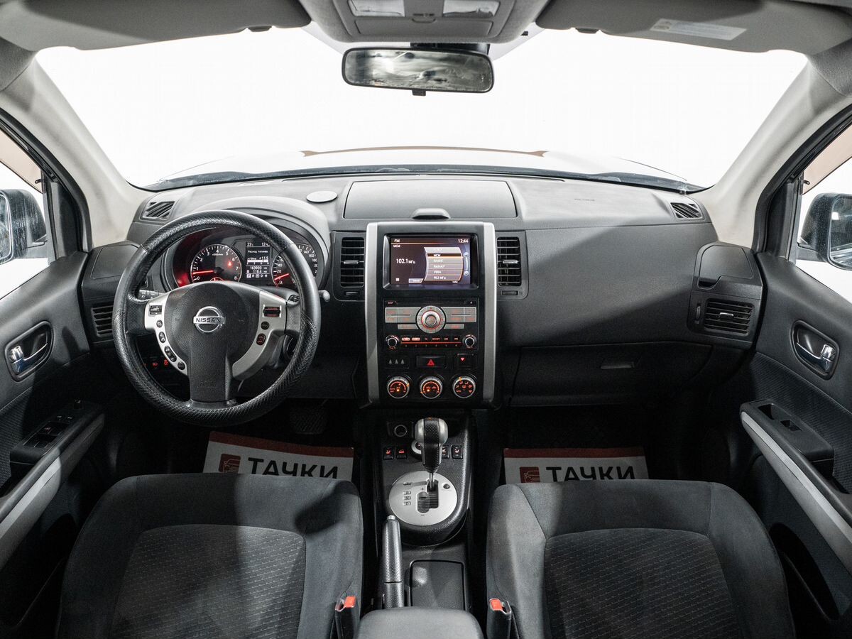 Nissan X-Trail 2011 - фото автомобиля