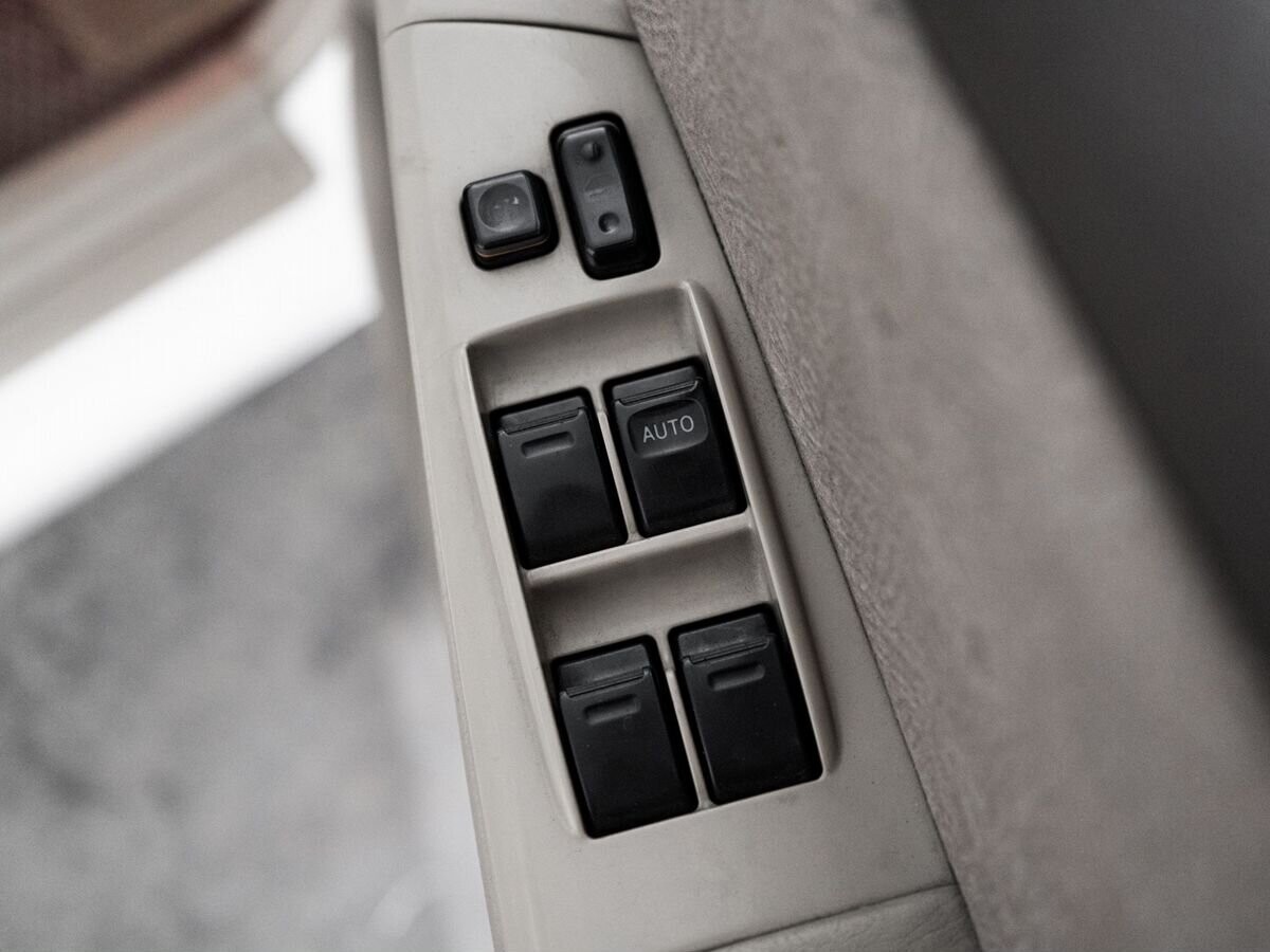 Toyota Corolla Fielder 2001 - фото автомобиля