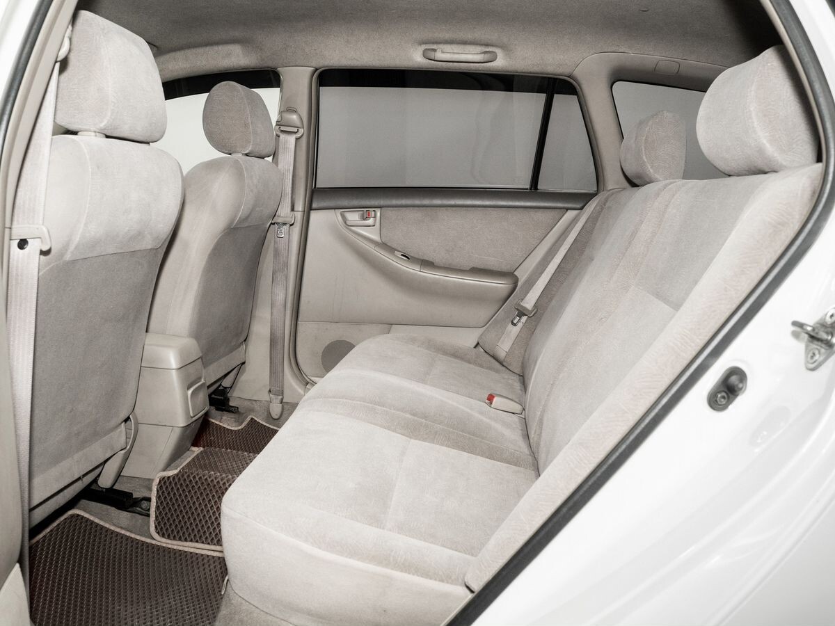 Toyota Corolla Fielder 2001 - фото автомобиля