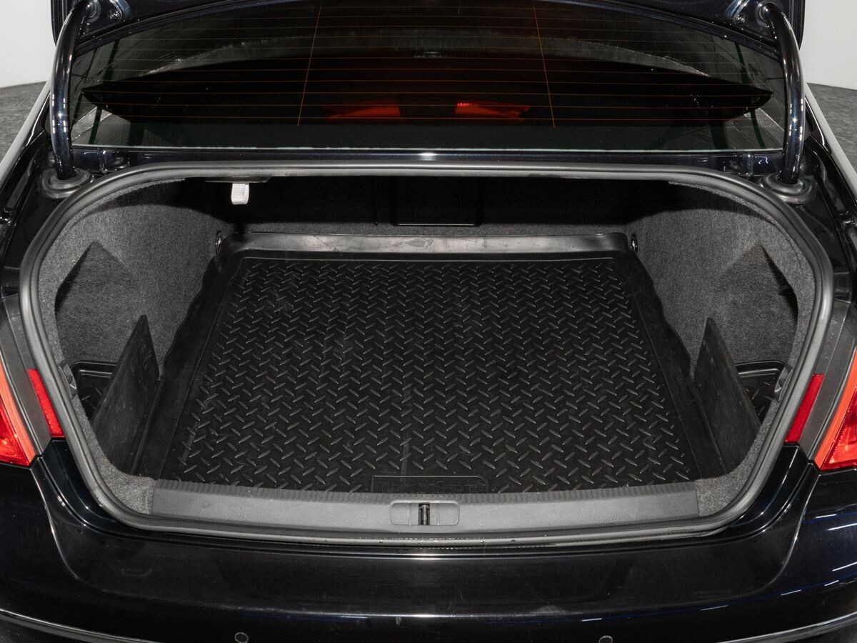 Volkswagen Passat 2008 - фото автомобиля