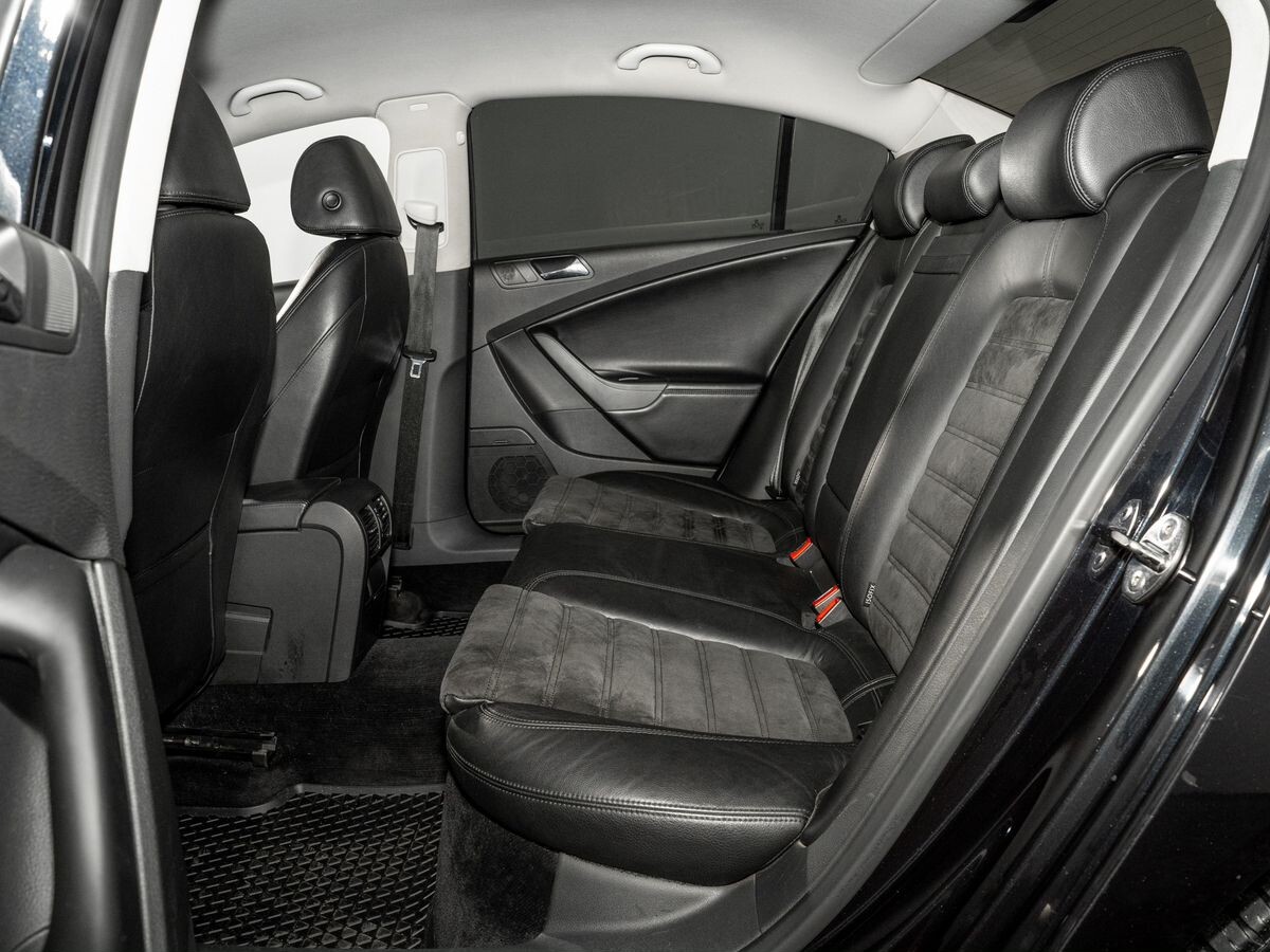 Volkswagen Passat 2008 - фото автомобиля
