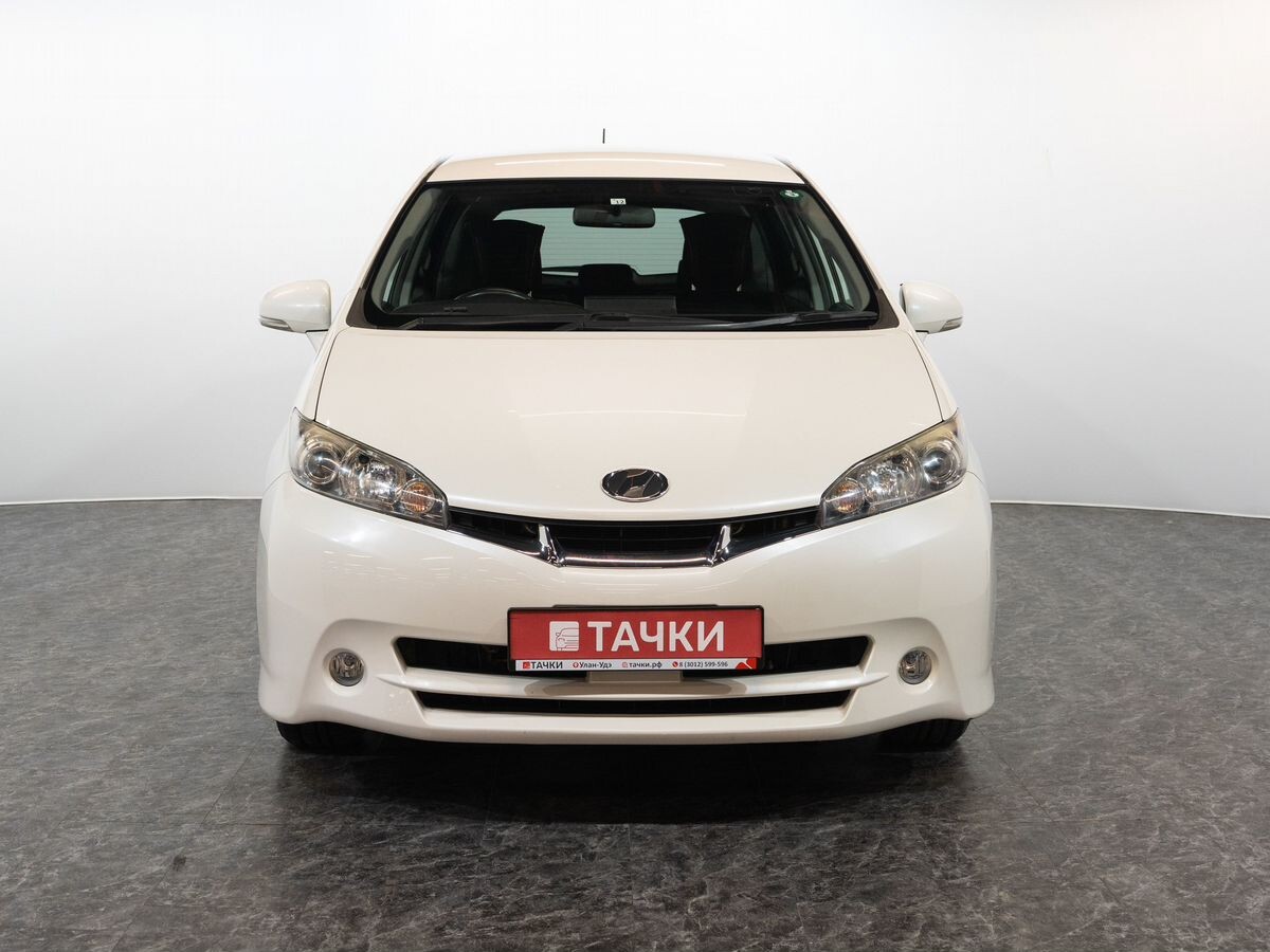 Toyota Wish 2010 - фото автомобиля