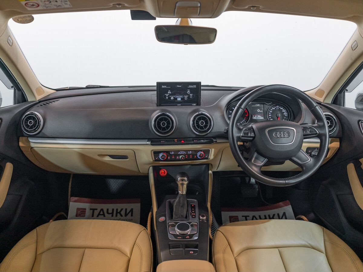 Audi A3 2015 - фото автомобиля