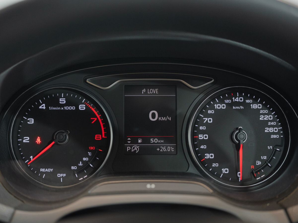 Audi A3 2015 - фото автомобиля