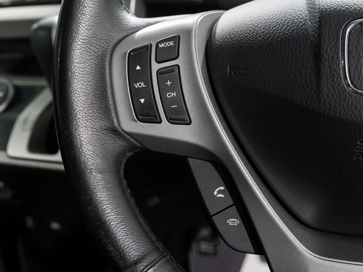 Honda Freed 2012 - фото автомобиля