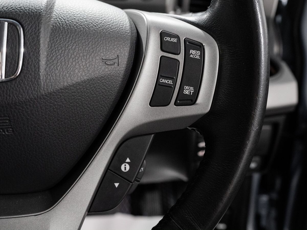 Honda Freed 2012 - фото автомобиля