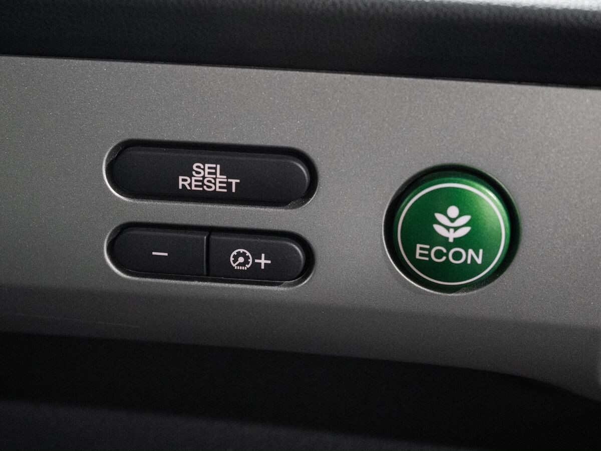 Honda Freed 2012 - фото автомобиля