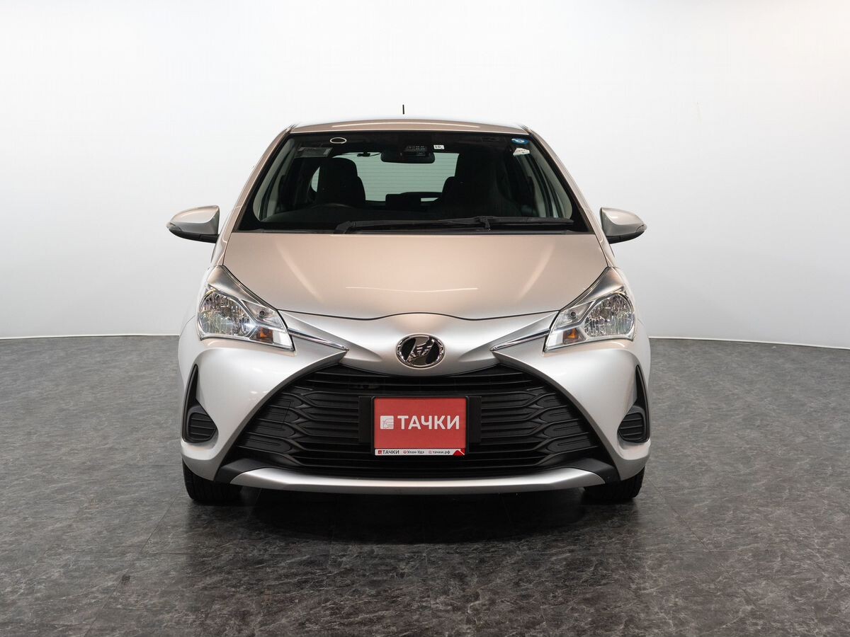 Toyota Vitz 2018 - фото автомобиля