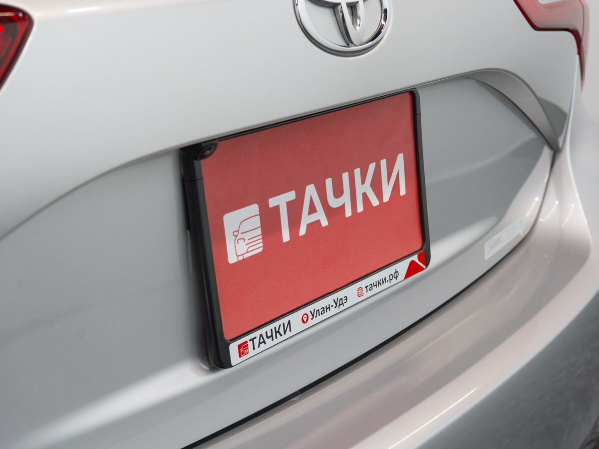Toyota Vitz 2018 - фото автомобиля