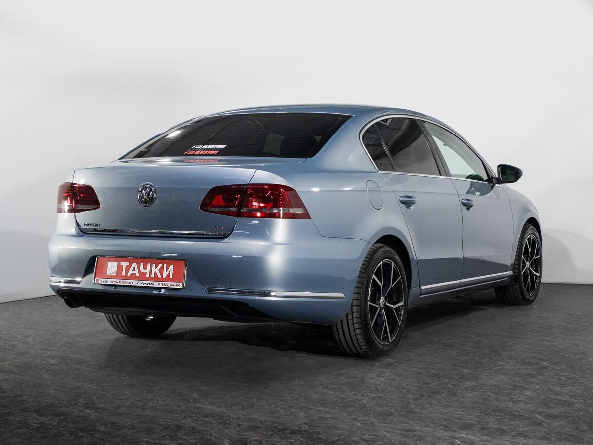 Volkswagen Passat 2012 - фото автомобиля